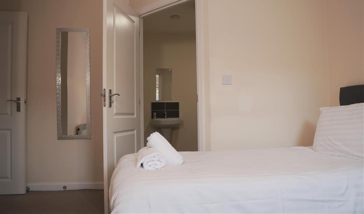 Broad Gauge Apartments Wolverhampton Exterior photo