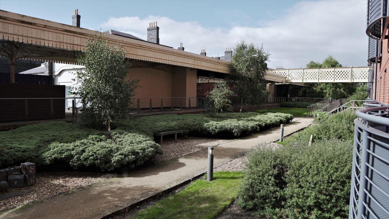 Broad Gauge Apartments Wolverhampton Exterior photo