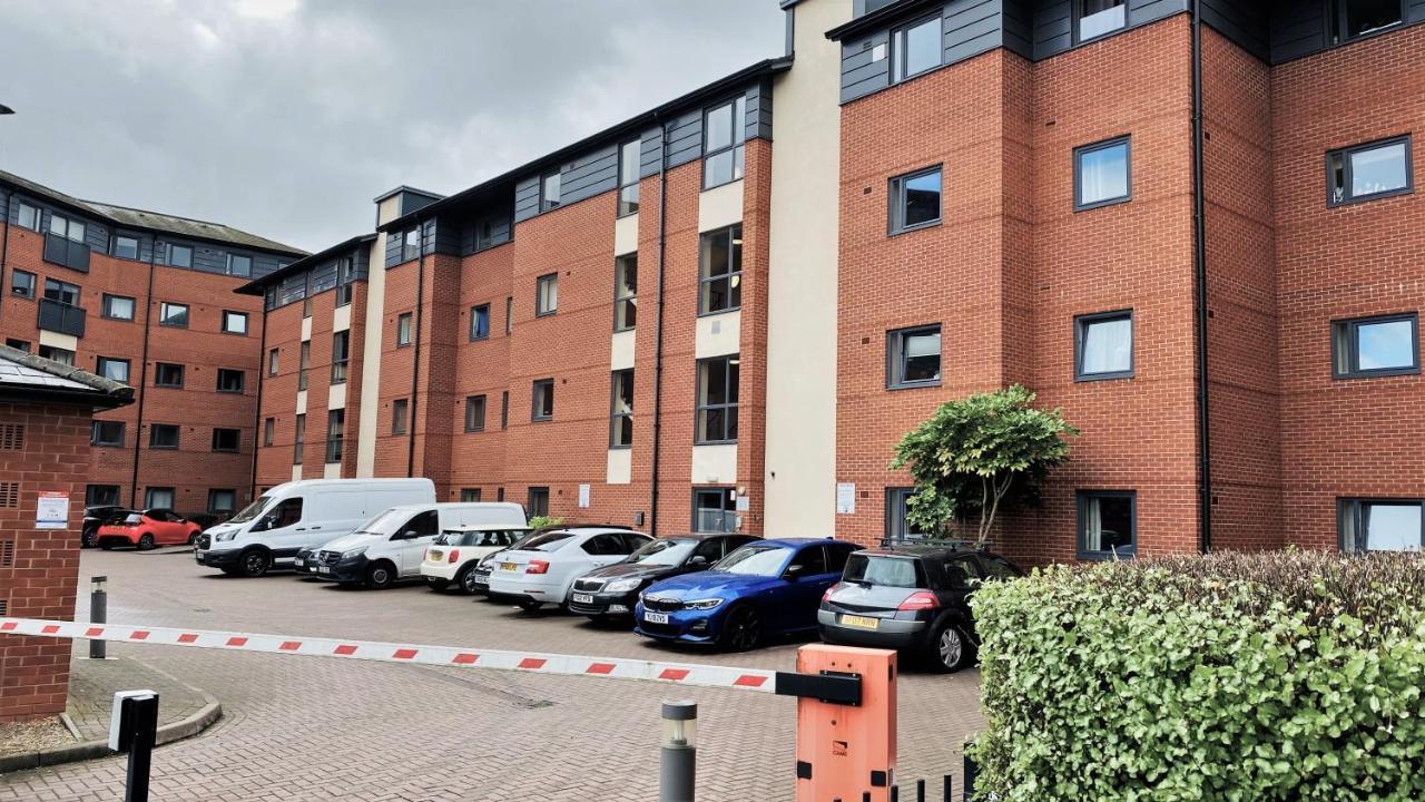 Broad Gauge Apartments Wolverhampton Exterior photo